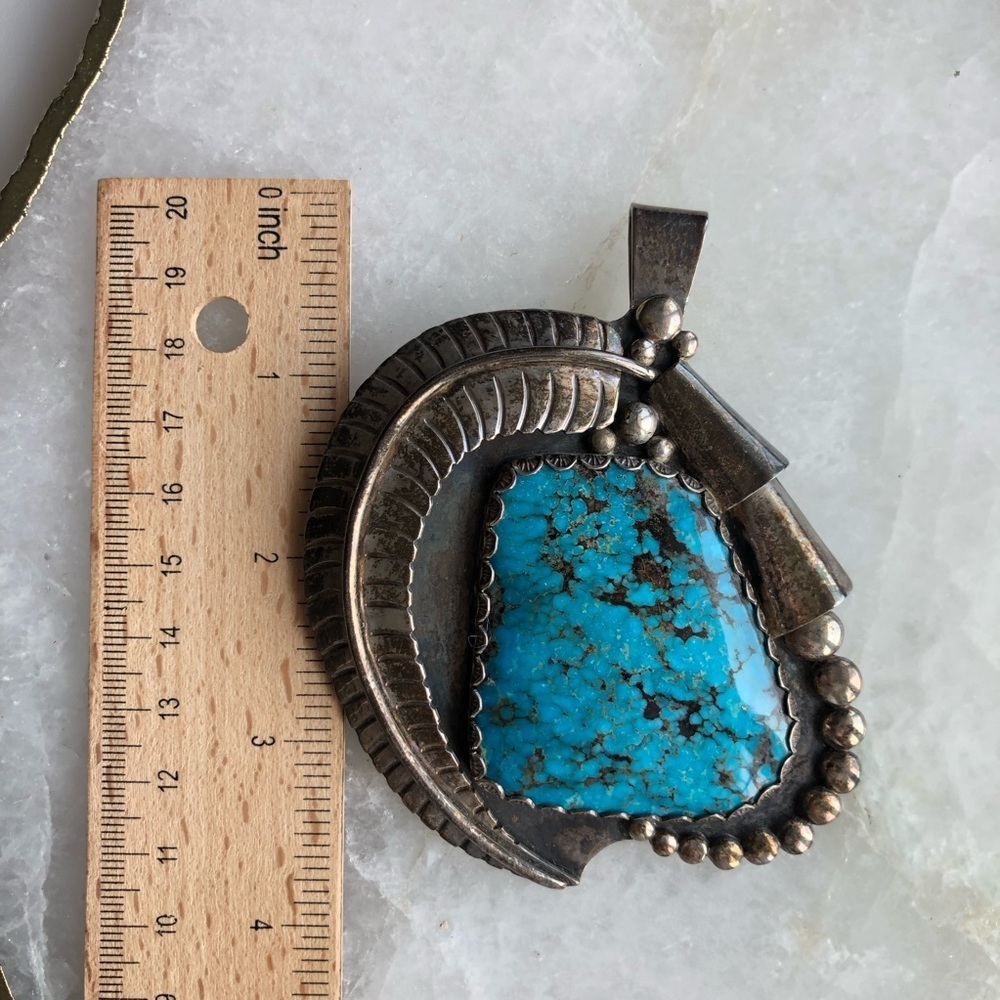 Vintage Native American Signed Navaho Sterling Silver Turquoise Nugget Pendant - Picture 5 of 11